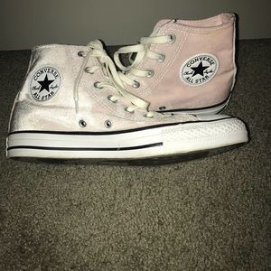 Pink velvet converse